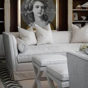 Steph Sofa – Luxury Bouclé – Skirting