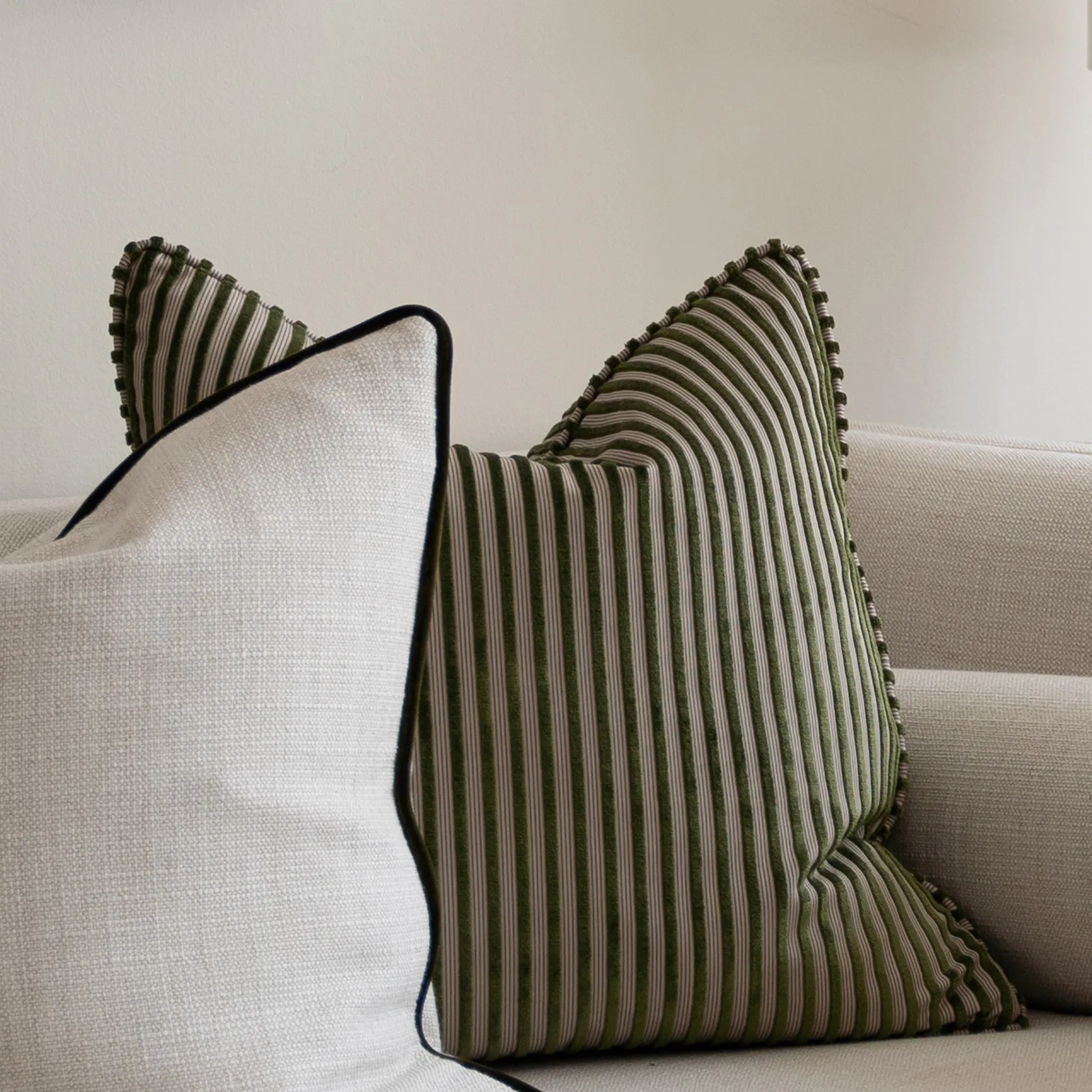 imgi 2 manoir stripe pillow