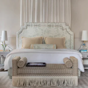 Jagger Bed – Cancun Glacier by Manuel Canovas